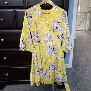 Eliza J yellow dress, size 8, never worn before - tags still on :)